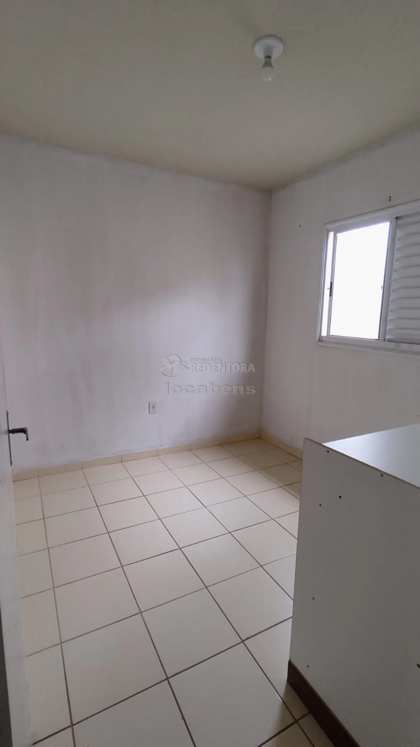 Comprar Casa / Padrão em São José do Rio Preto R$ 250.000,00 - Foto 5