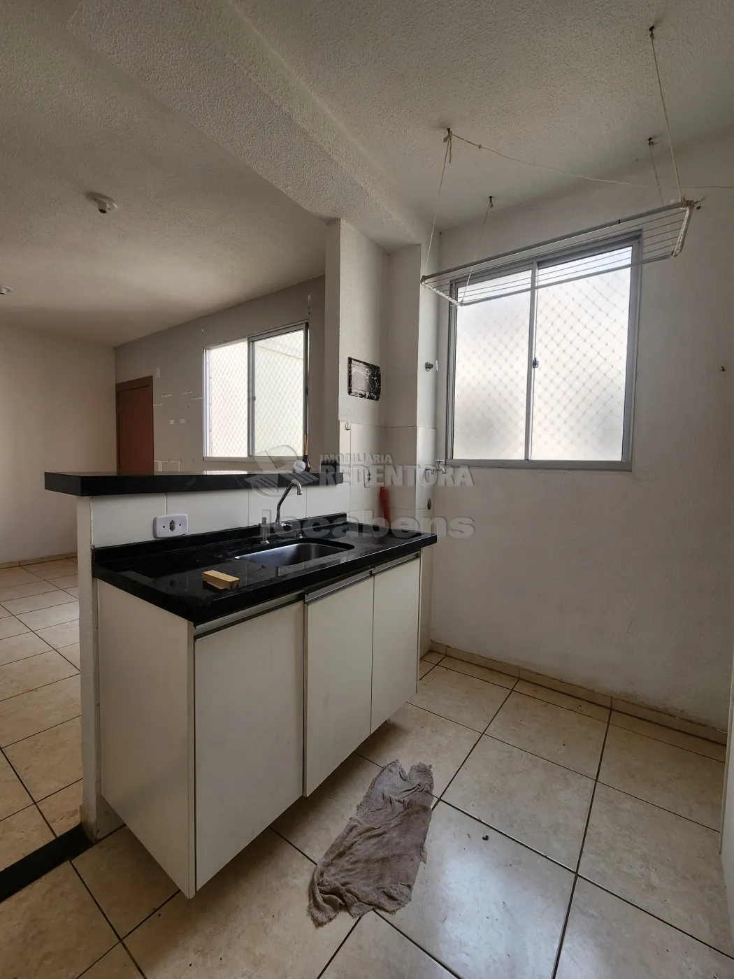 Comprar Apartamento / Padrão em São José do Rio Preto R$ 220.000,00 - Foto 4