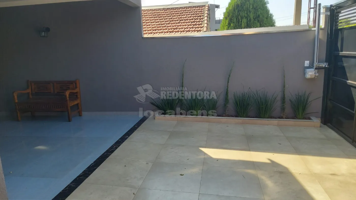 Comprar Casa / Padrão em São José do Rio Preto R$ 650.000,00 - Foto 3