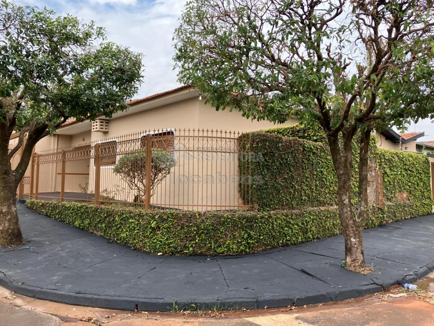 Alugar Casa / Padrão em São José do Rio Preto R$ 3.000,00 - Foto 12