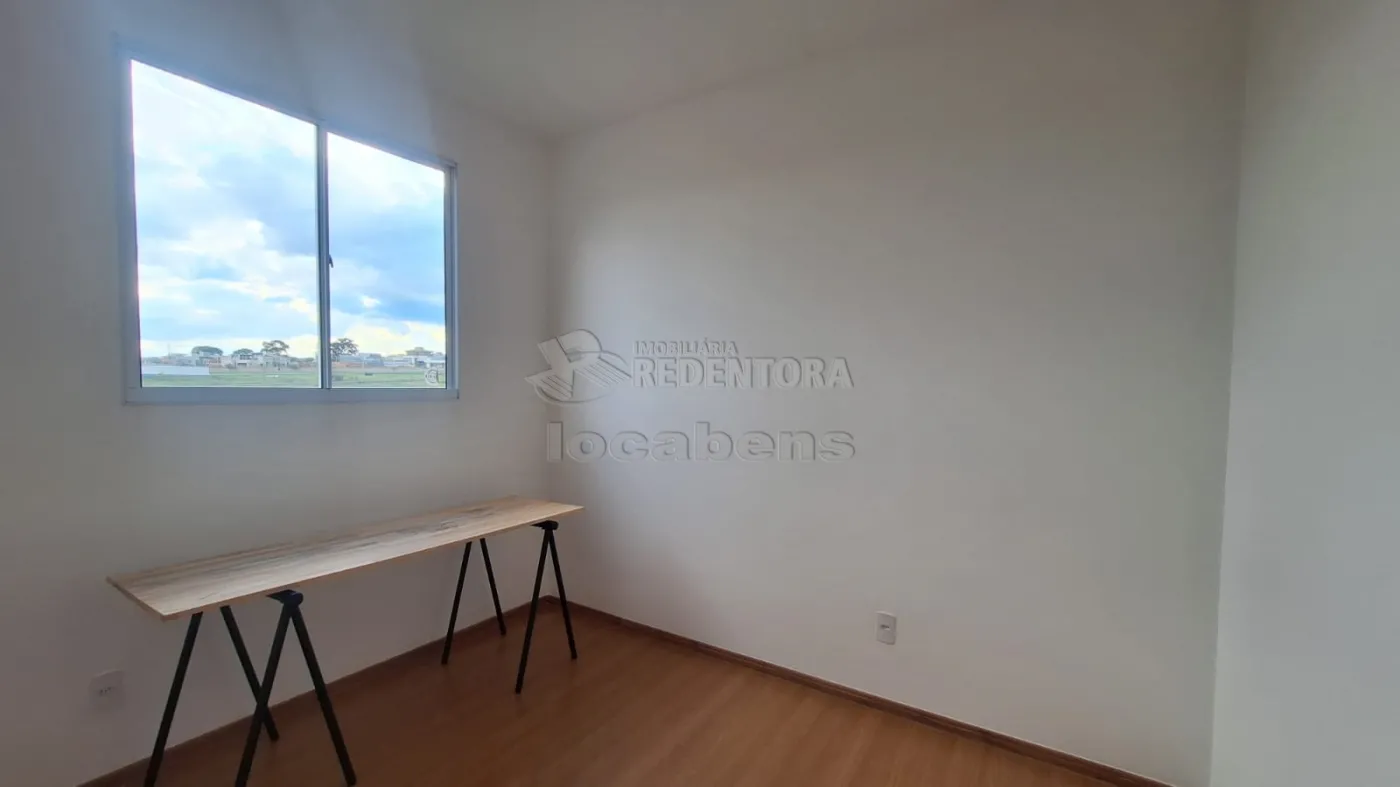 Alugar Apartamento / Padrão em São José do Rio Preto R$ 580,00 - Foto 5