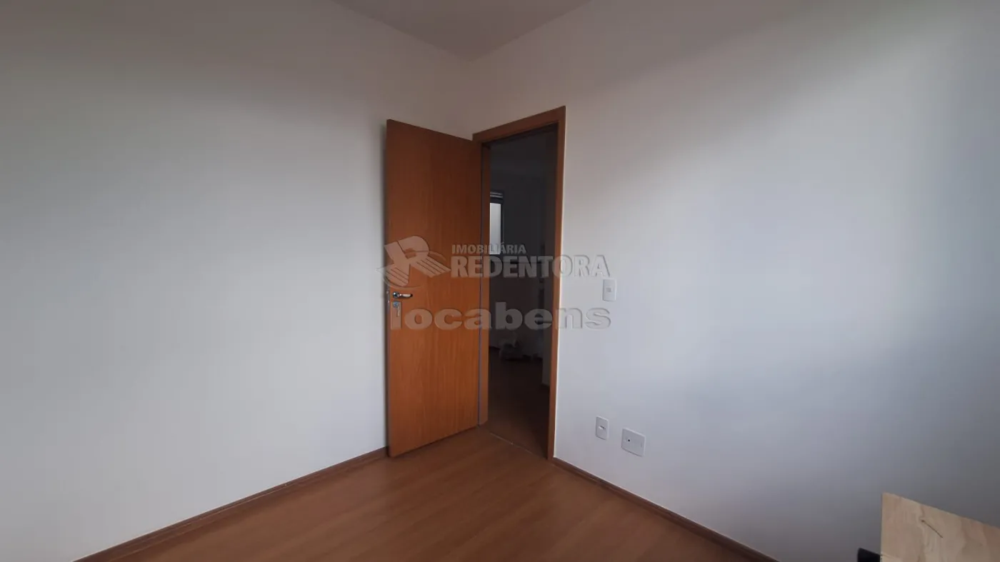 Alugar Apartamento / Padrão em São José do Rio Preto R$ 580,00 - Foto 6