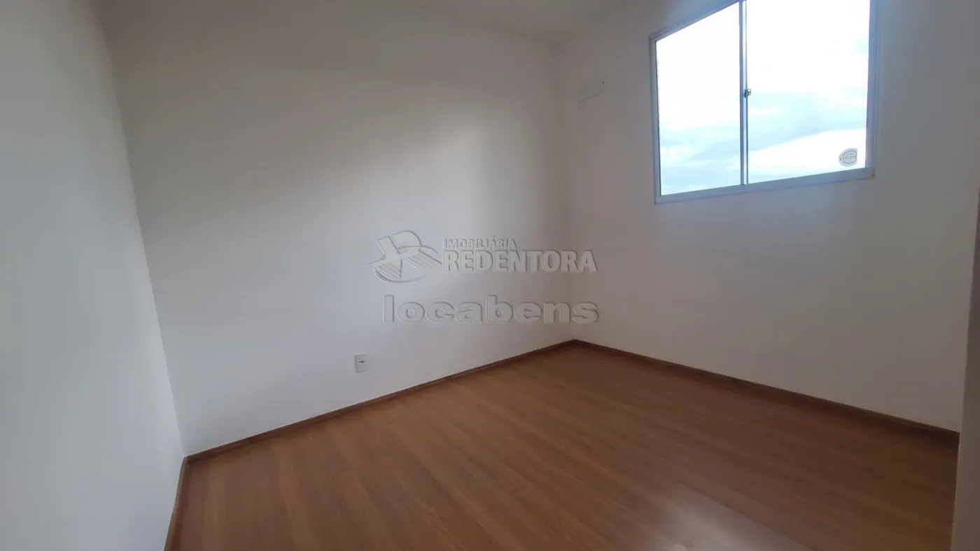 Alugar Apartamento / Padrão em São José do Rio Preto R$ 580,00 - Foto 7