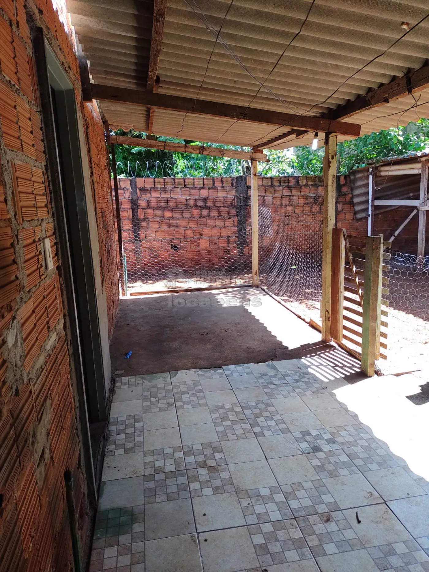 Comprar Casa / Padrão em São José do Rio Preto R$ 100.000,00 - Foto 11