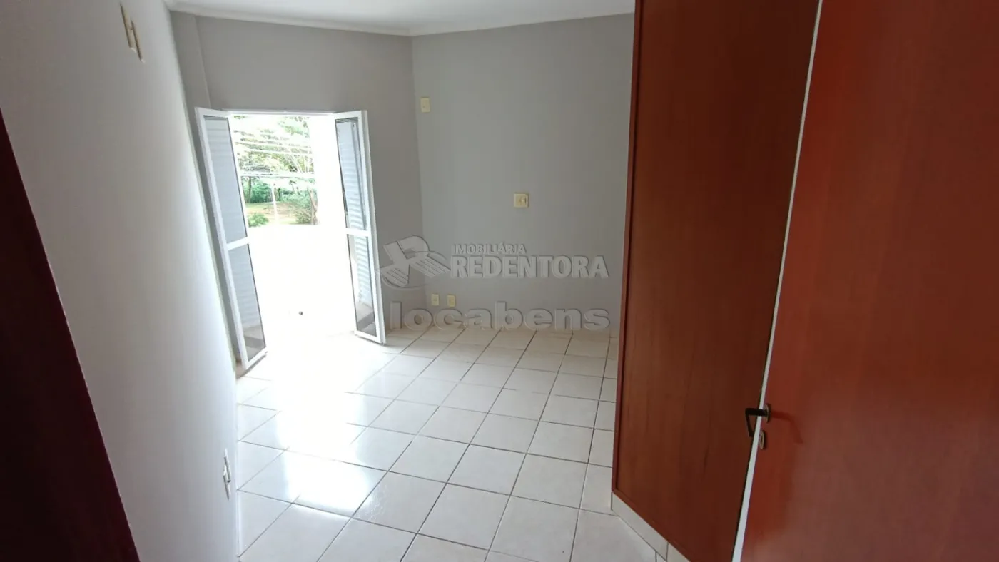 Alugar Apartamento / Padrão em São José do Rio Preto R$ 1.800,00 - Foto 5