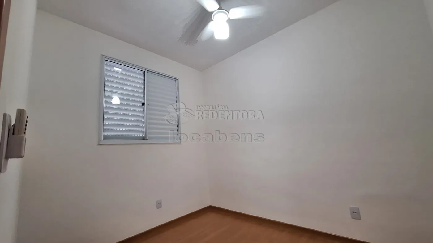 Alugar Apartamento / Padrão em São José do Rio Preto R$ 640,00 - Foto 3