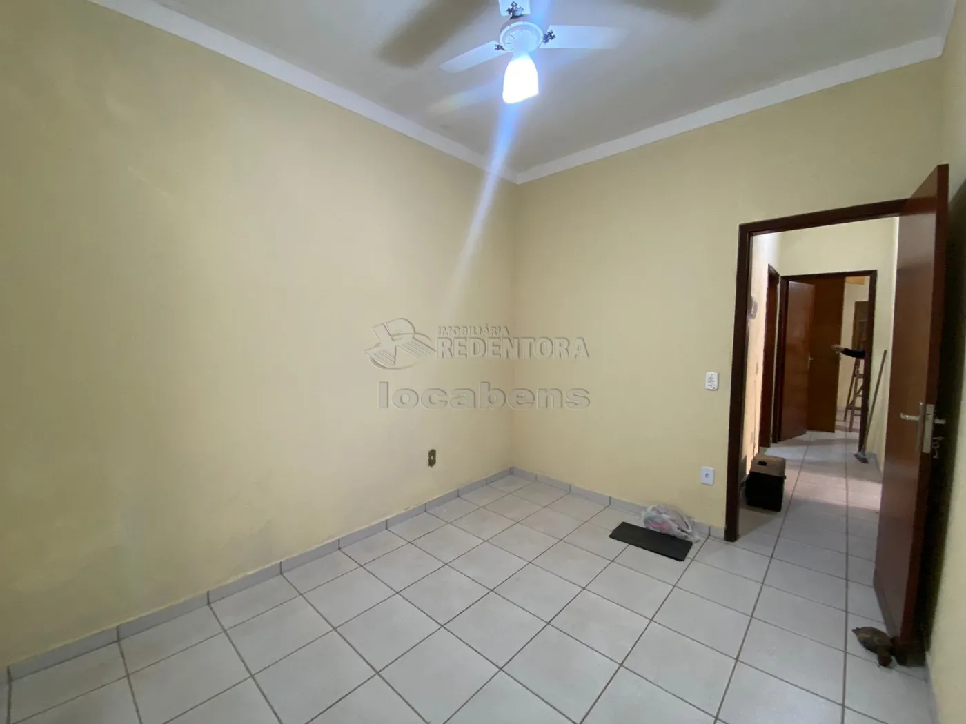 Comprar Casa / Padrão em São José do Rio Preto R$ 400.000,00 - Foto 11