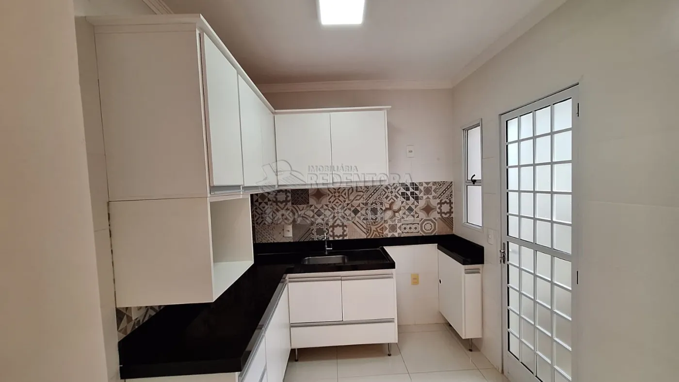 Casa de Condomínio para alugar com 3 quartos, 145m² - Foto 5