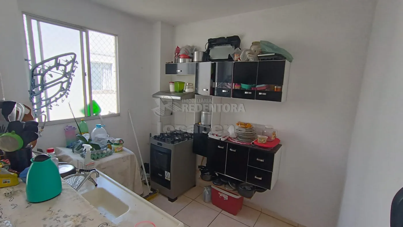 Alugar Apartamento / Padrão em São José do Rio Preto R$ 900,00 - Foto 8