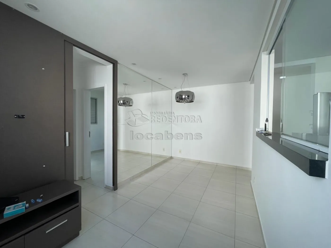 Apartamento à venda com 2 quartos, 46m² - Foto 2