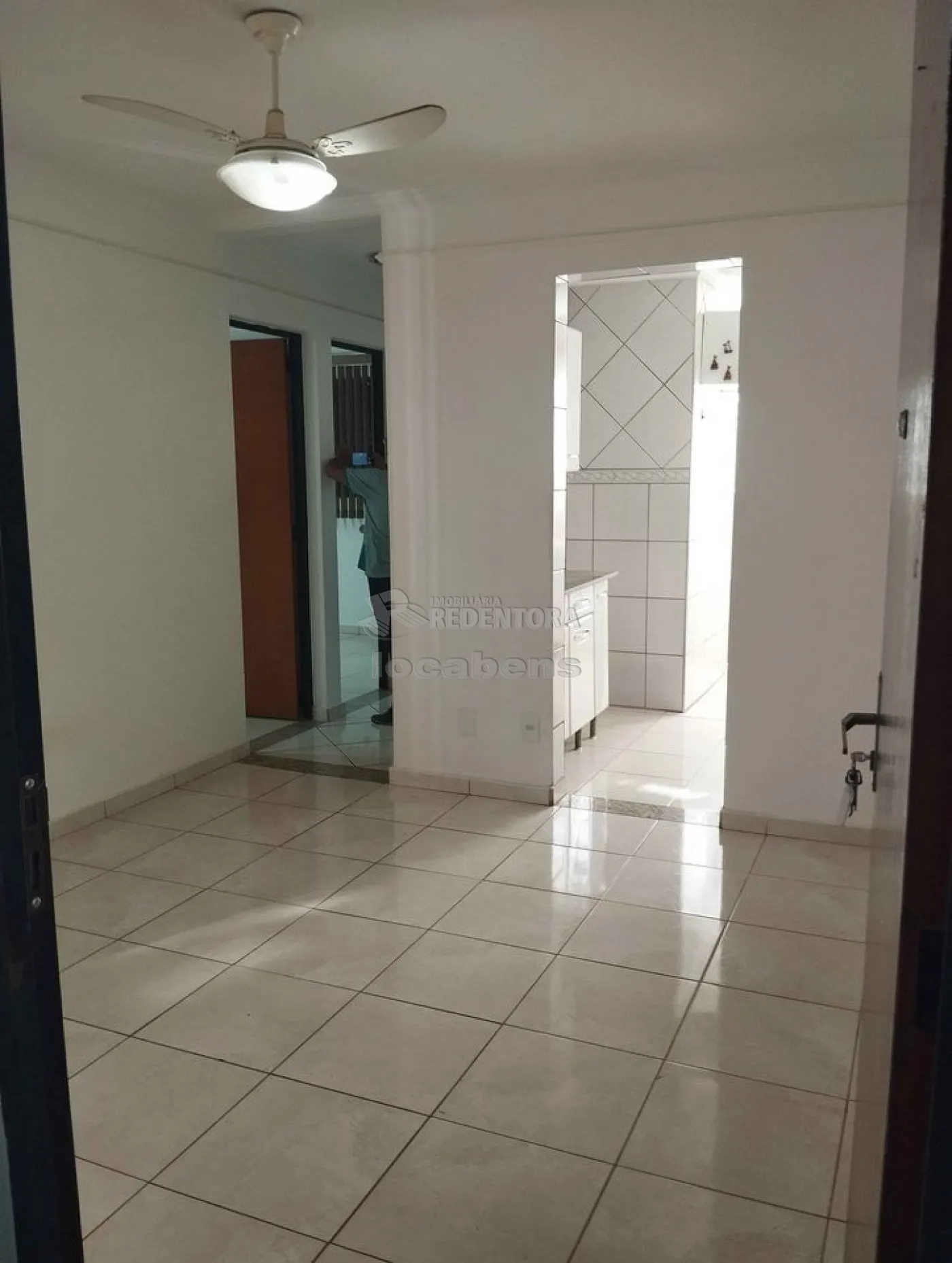 Alugar Apartamento / Padrão em São José do Rio Preto apenas R$ 800,00 - Foto 1