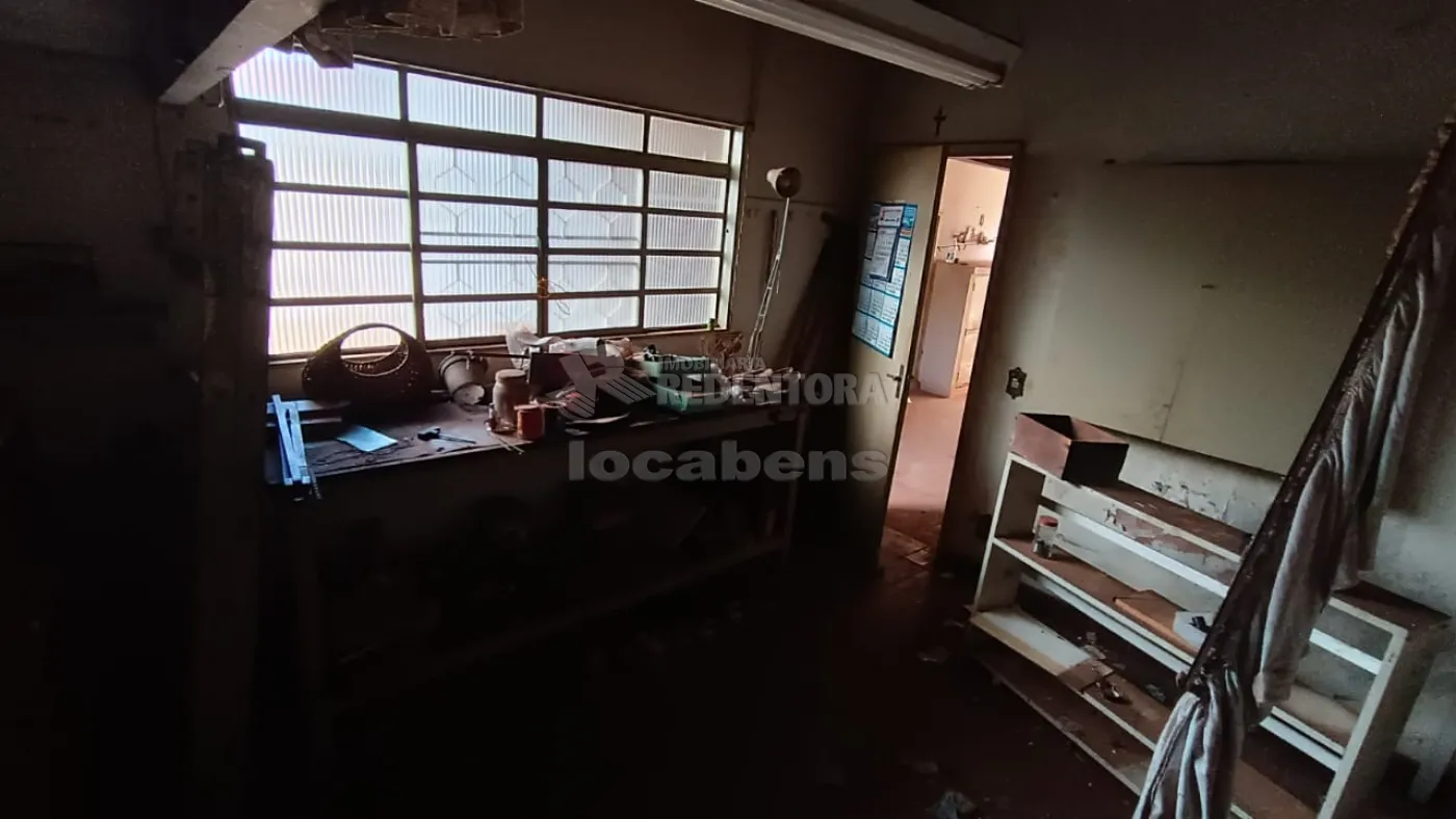 Alugar Casa / Padrão em São José do Rio Preto R$ 2.500,00 - Foto 9