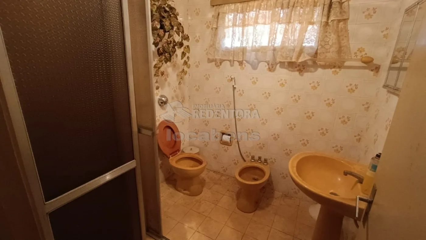 Alugar Casa / Padrão em São José do Rio Preto R$ 2.500,00 - Foto 16