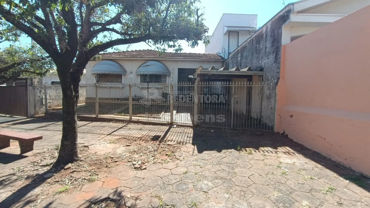 Alugar Casa / Padrão em São José do Rio Preto R$ 2.500,00 - Foto 1