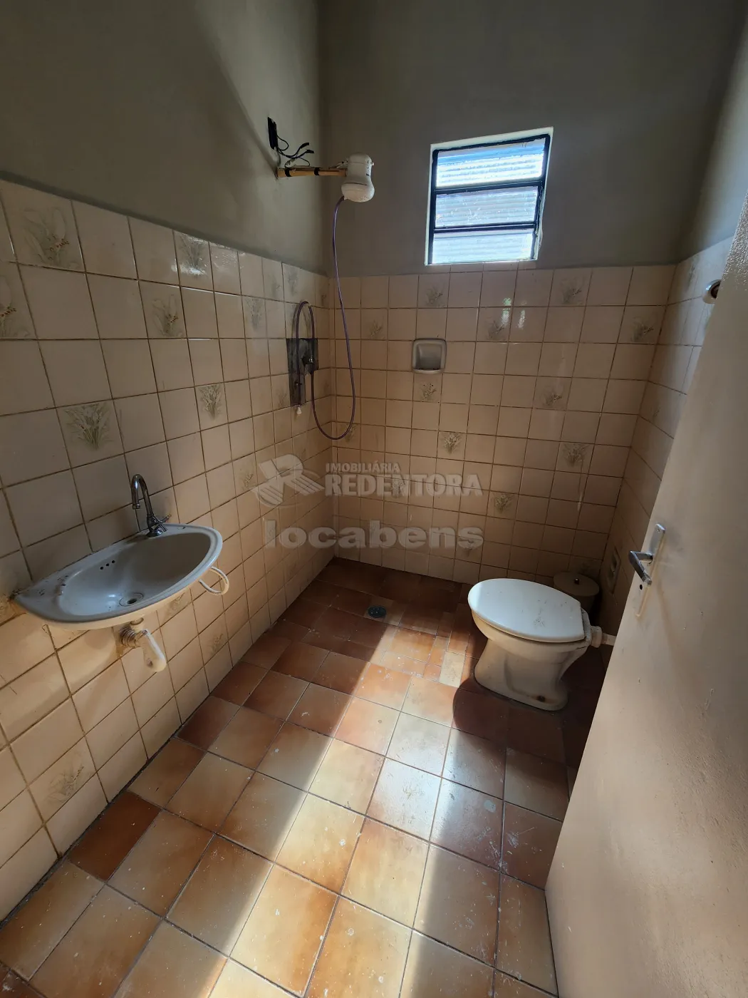 Comprar Casa / Padrão em São José do Rio Preto R$ 250.000,00 - Foto 2