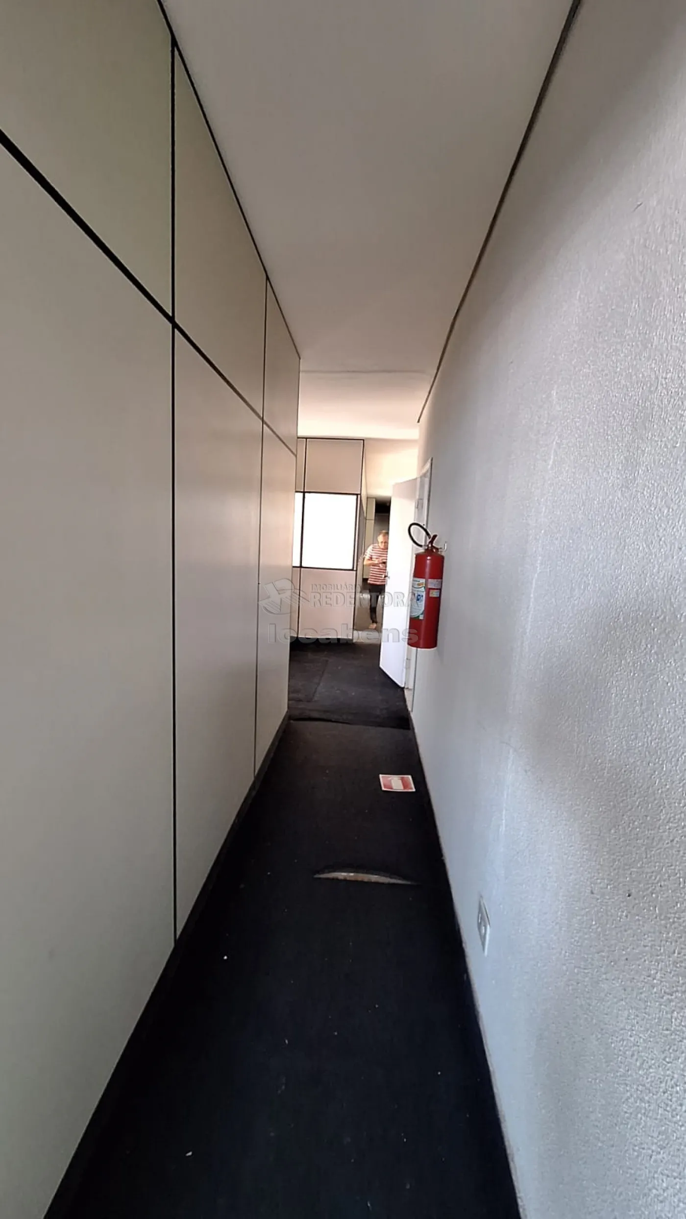 Prédio Inteiro para alugar com 2 quartos, 50m² - Foto 4