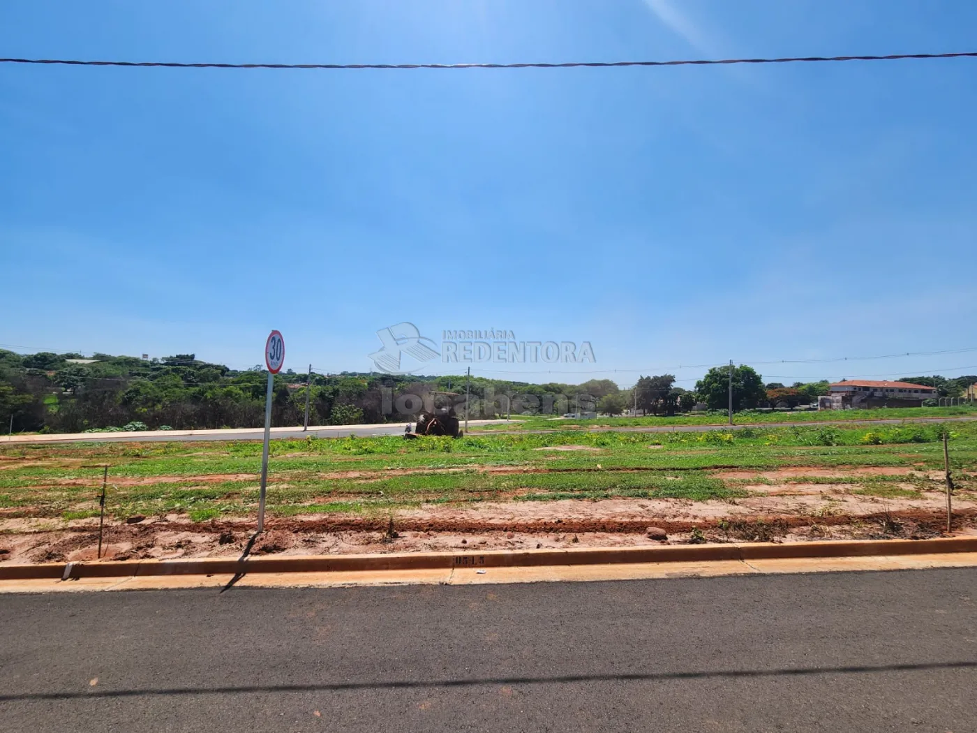 Comprar Terreno / Padrão em São José do Rio Preto R$ 84.000,00 - Foto 1