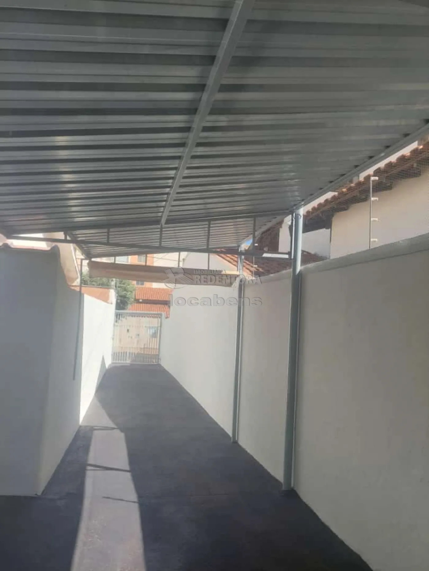 Casa à venda com 3 quartos, 115m² - Foto 2