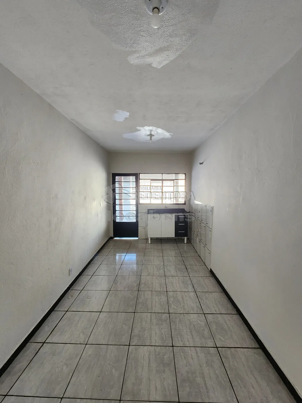 Alugar Casa / Padrão em São José do Rio Preto R$ 1.400,00 - Foto 3