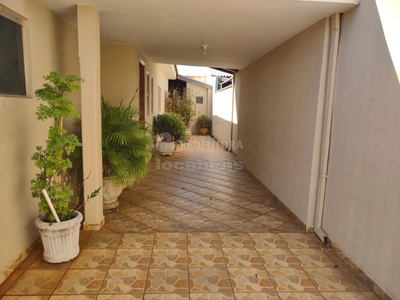 Comprar Casa / Padrão em São José do Rio Preto R$ 650.000,00 - Foto 1