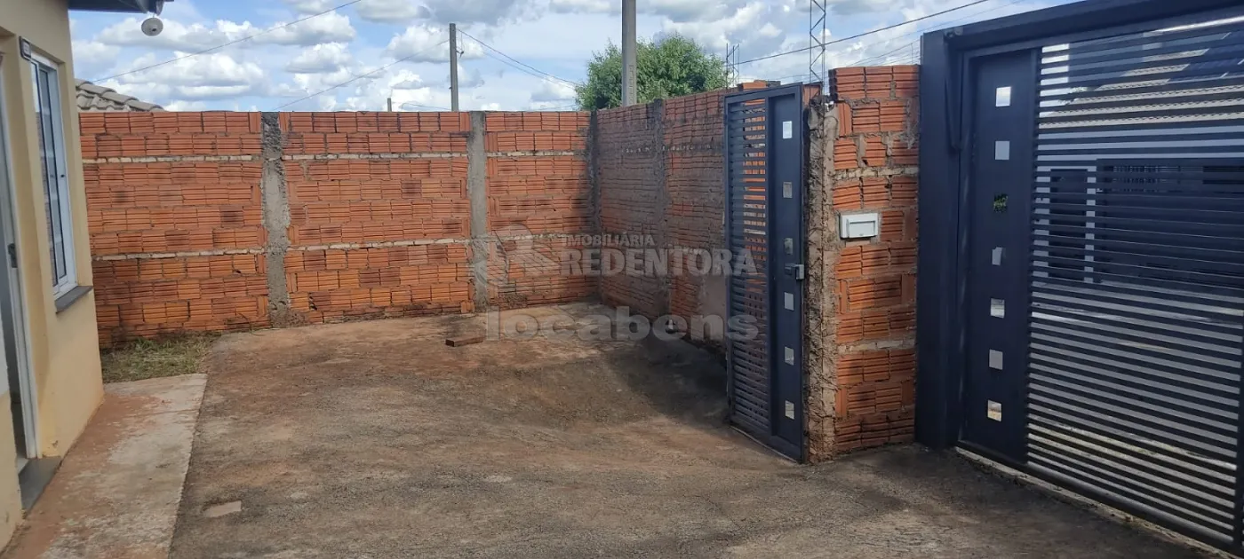 Comprar Casa / Padrão em São José do Rio Preto apenas R$ 147.000,00 - Foto 1