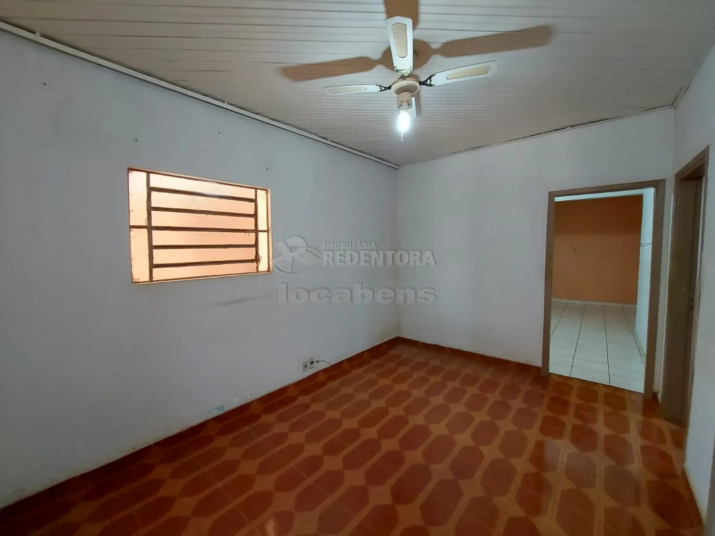 Comprar Casa / Padrão em São José do Rio Preto R$ 230.000,00 - Foto 1