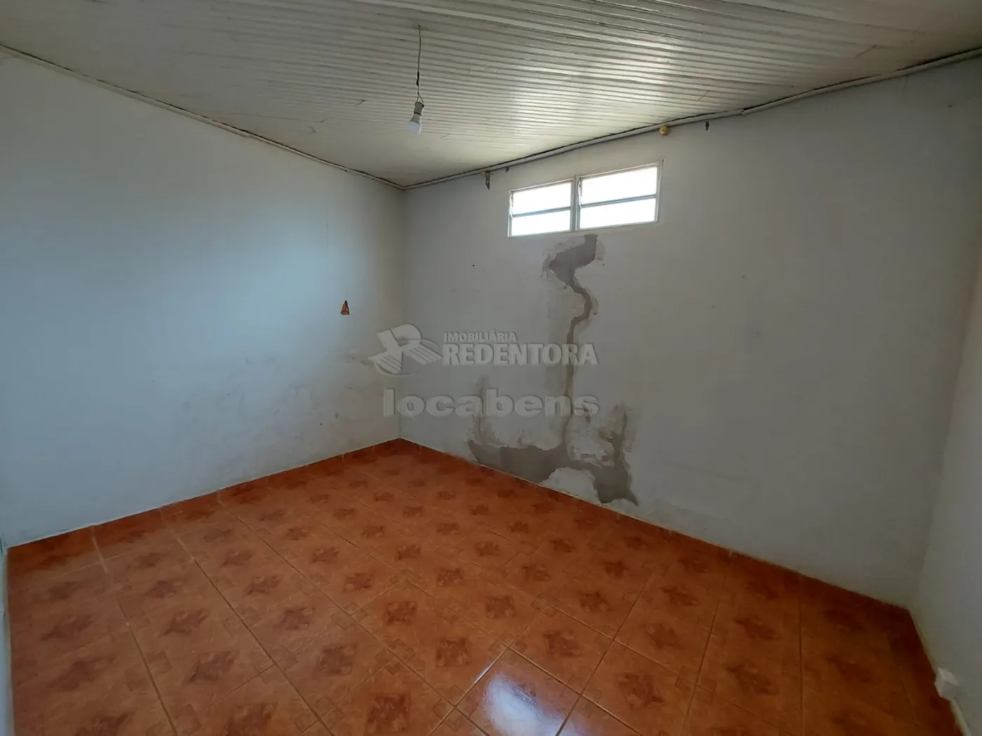 Comprar Casa / Padrão em São José do Rio Preto R$ 230.000,00 - Foto 4