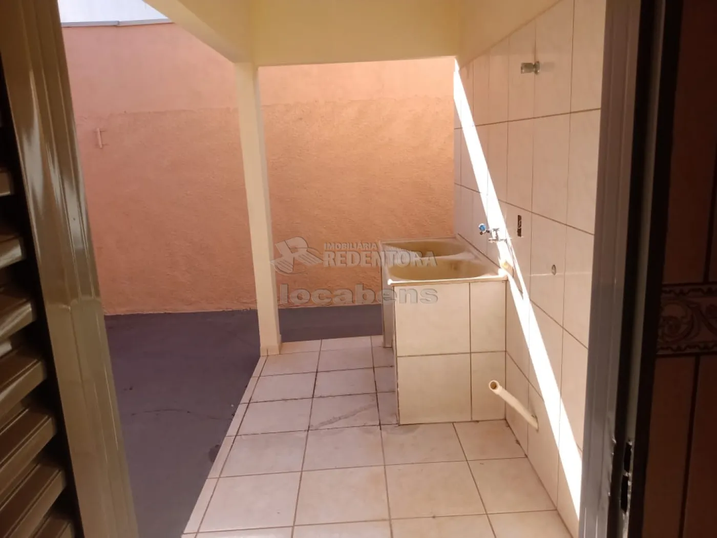 Alugar Casa / Padrão em São José do Rio Preto apenas R$ 1.500,00 - Foto 3