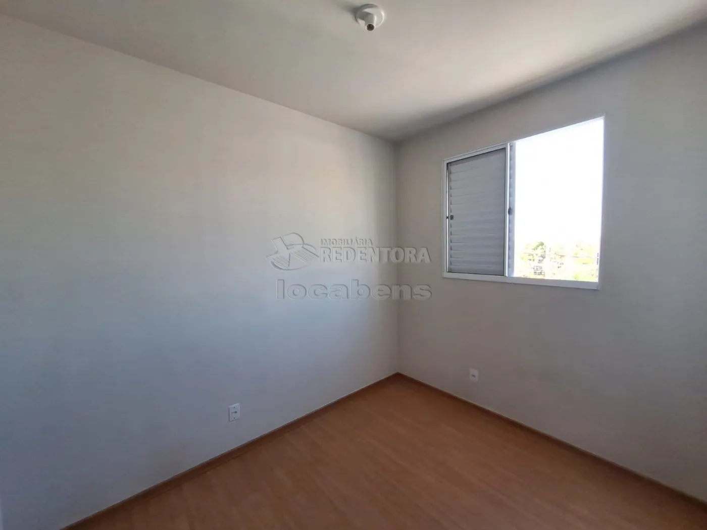 Alugar Apartamento / Padrão em São José do Rio Preto R$ 620,00 - Foto 18