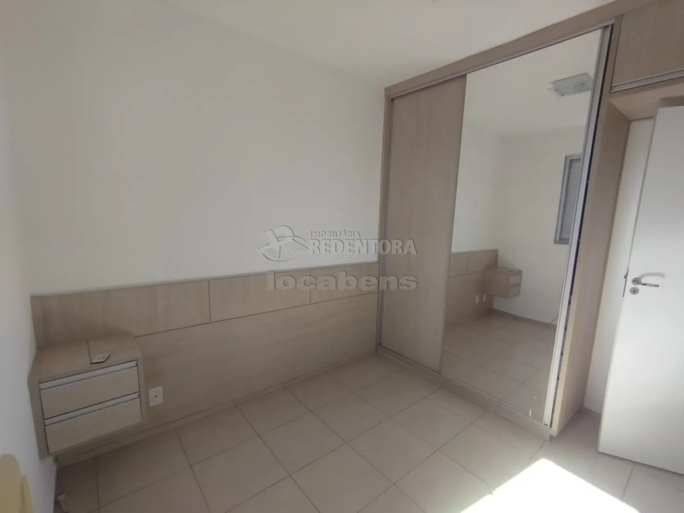 Alugar Apartamento / Padrão em São José do Rio Preto R$ 990,00 - Foto 8