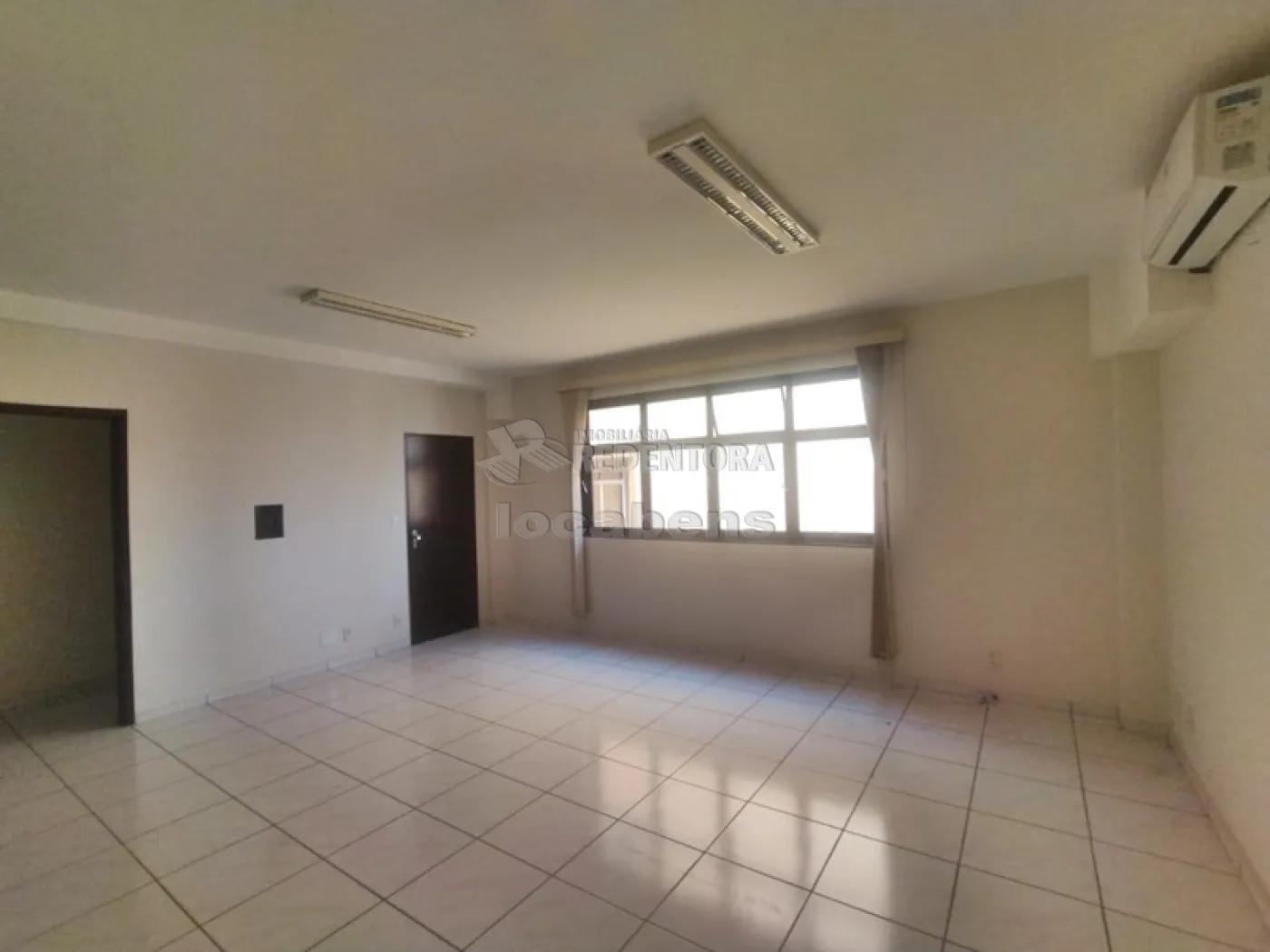 Comprar Comercial / Sala em São José do Rio Preto R$ 215.000,00 - Foto 3