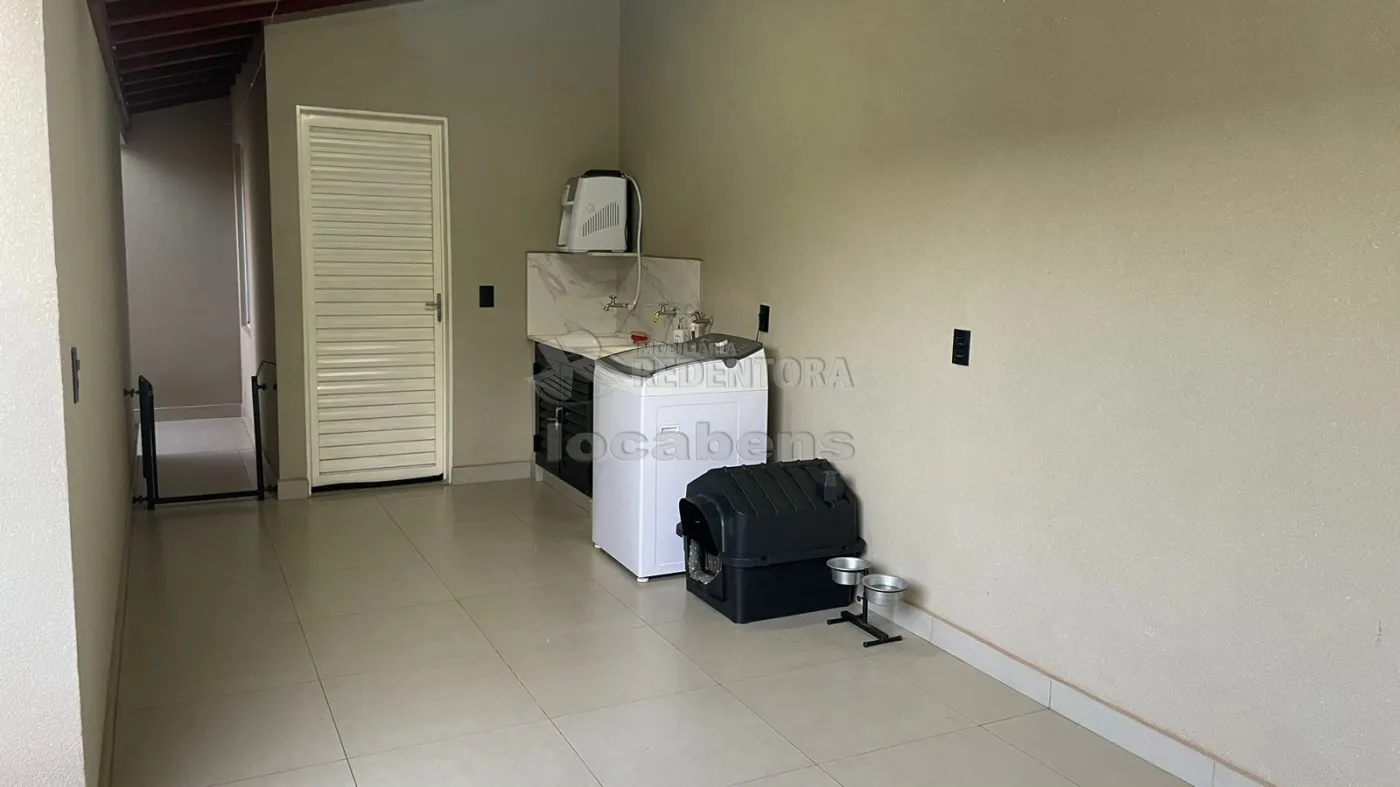 Comprar Casa / Padrão em São José do Rio Preto R$ 370.000,00 - Foto 4