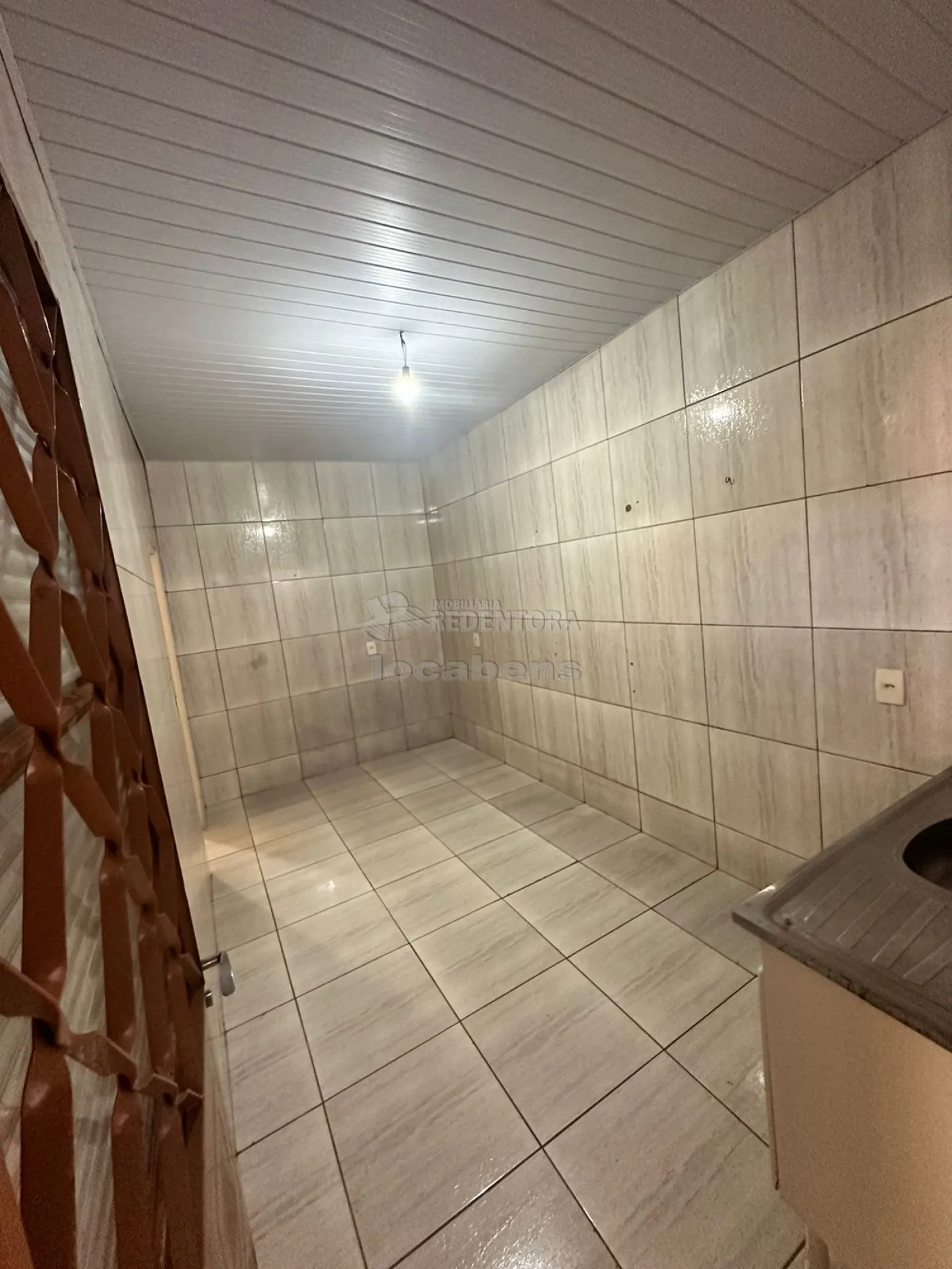 Casa à venda com 3 quartos, 200m² - Foto 17