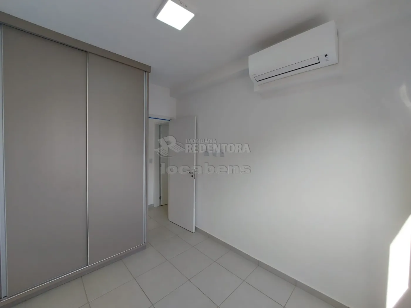 Alugar Apartamento / Padrão em São José do Rio Preto R$ 2.500,00 - Foto 8