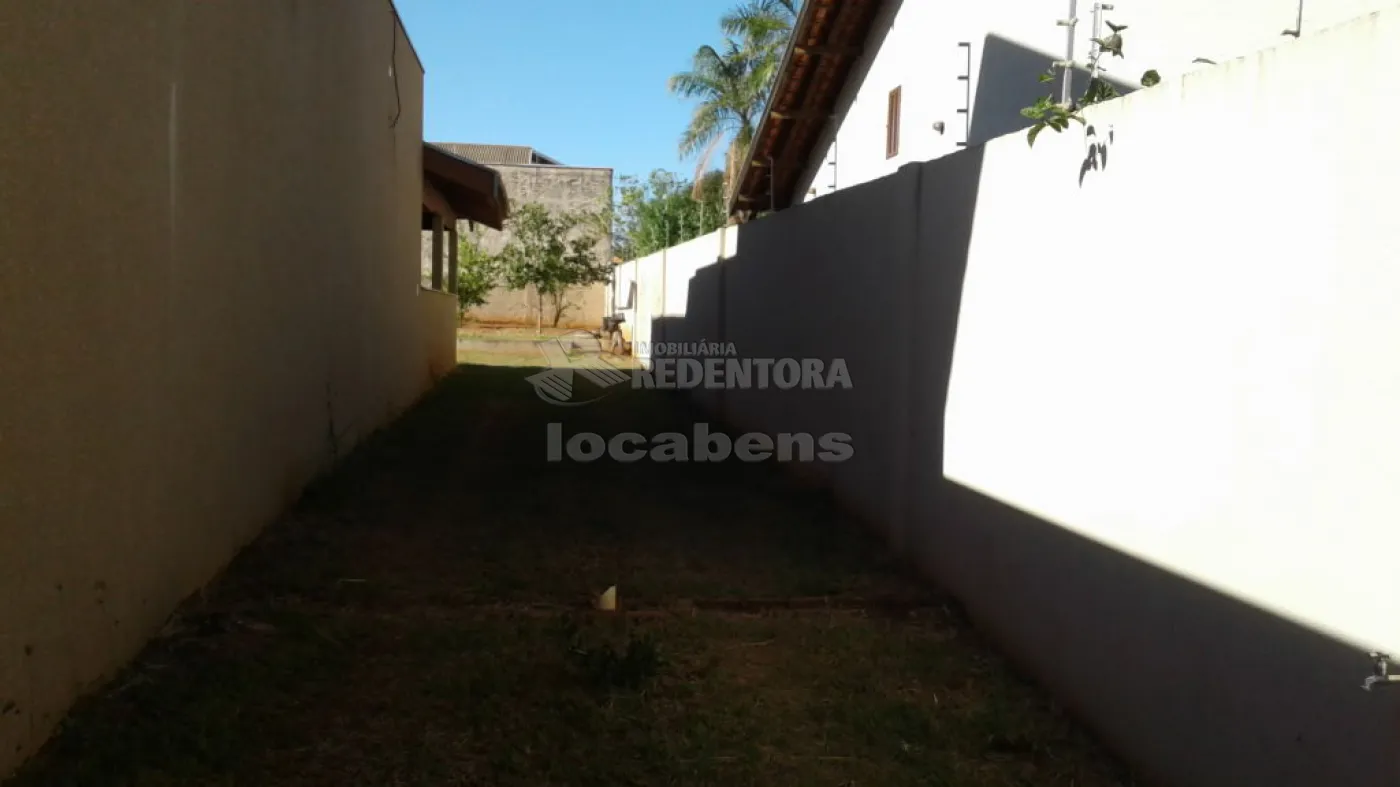 Alugar Casa / Padrão em São José do Rio Preto R$ 6.000,00 - Foto 2