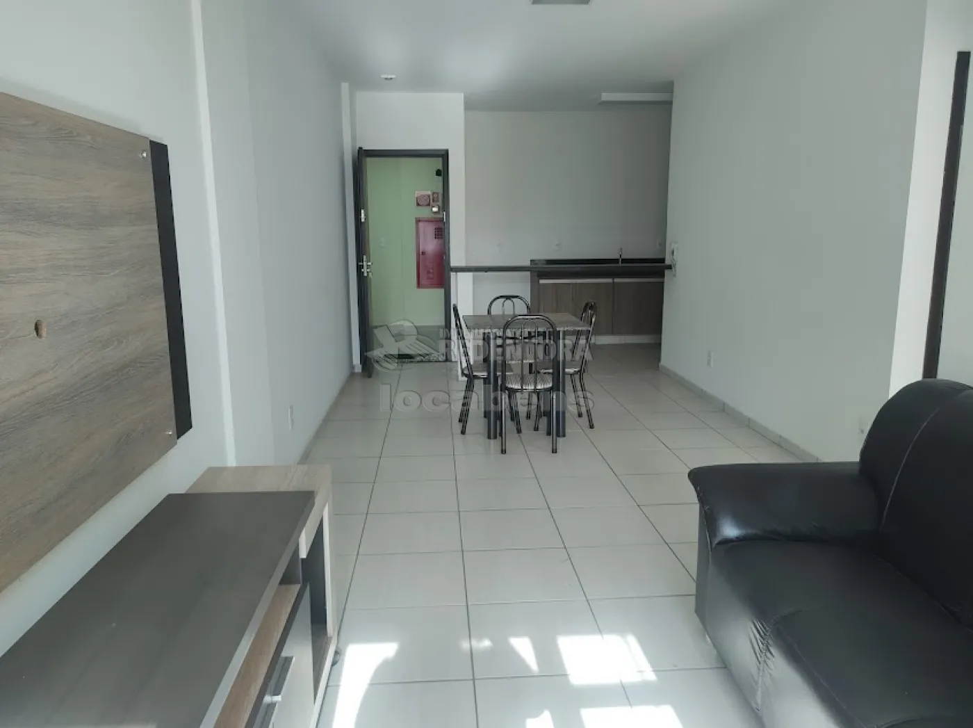 Comprar Apartamento / Padrão em São José do Rio Preto R$ 270.000,00 - Foto 2