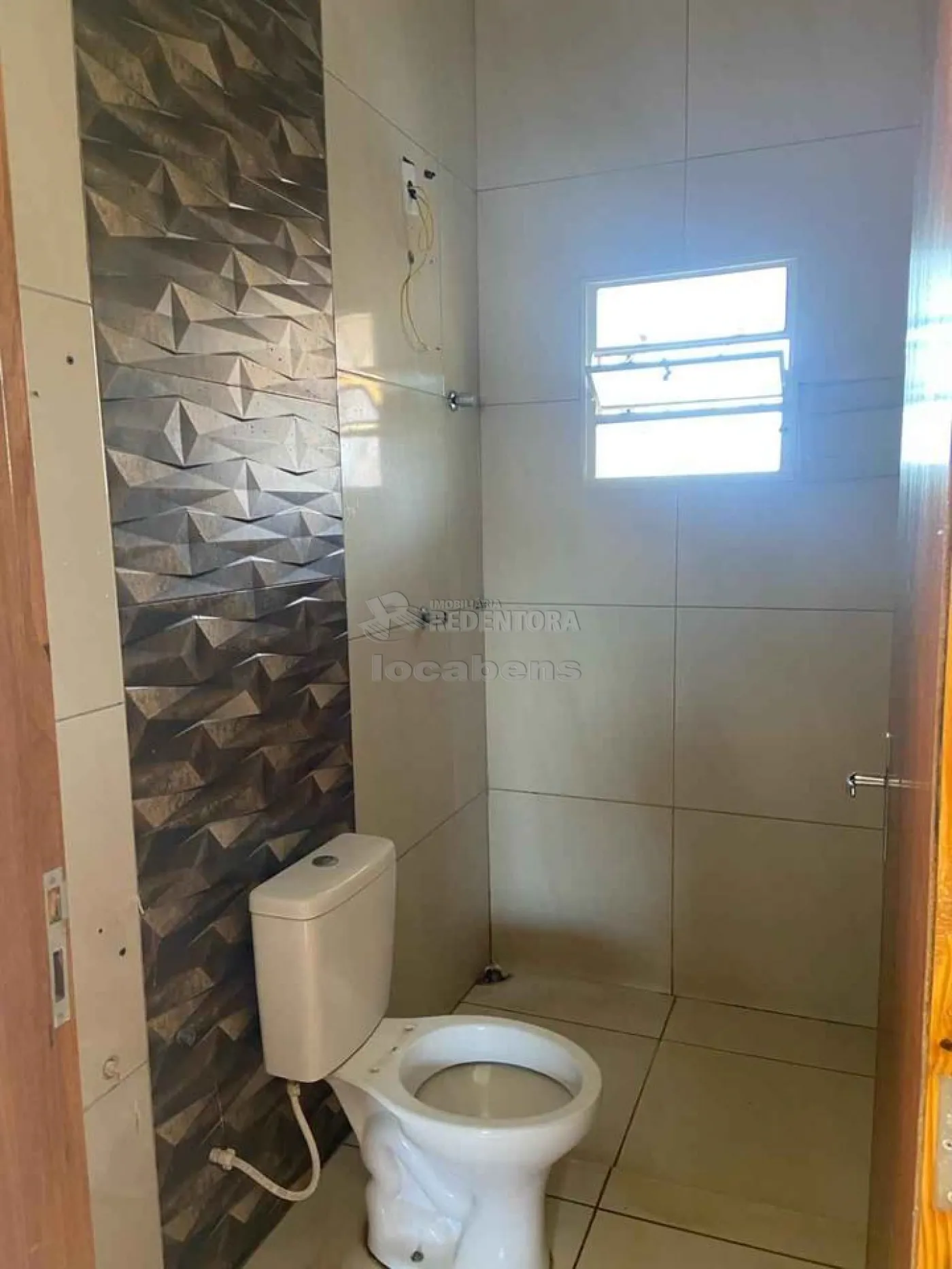 Alugar Casa / Padrão em São José do Rio Preto R$ 1.000,00 - Foto 4