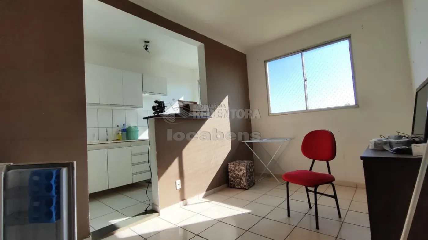 Alugar Apartamento / Padrão em São José do Rio Preto R$ 1.000,00 - Foto 4