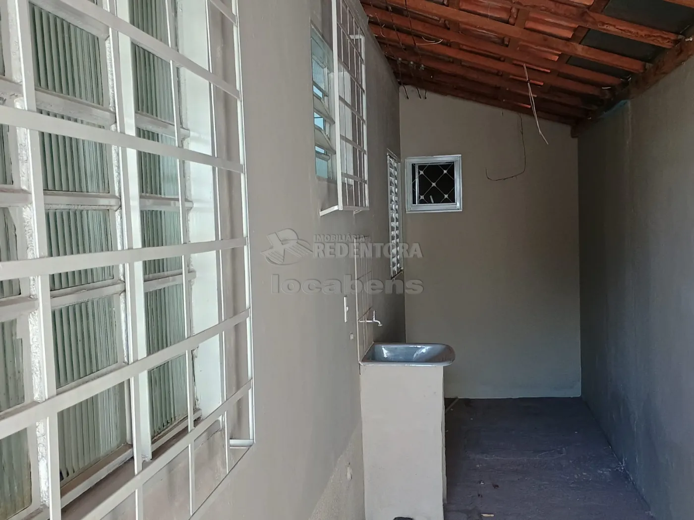 Alugar Casa / Padrão em São José do Rio Preto R$ 1.850,00 - Foto 3