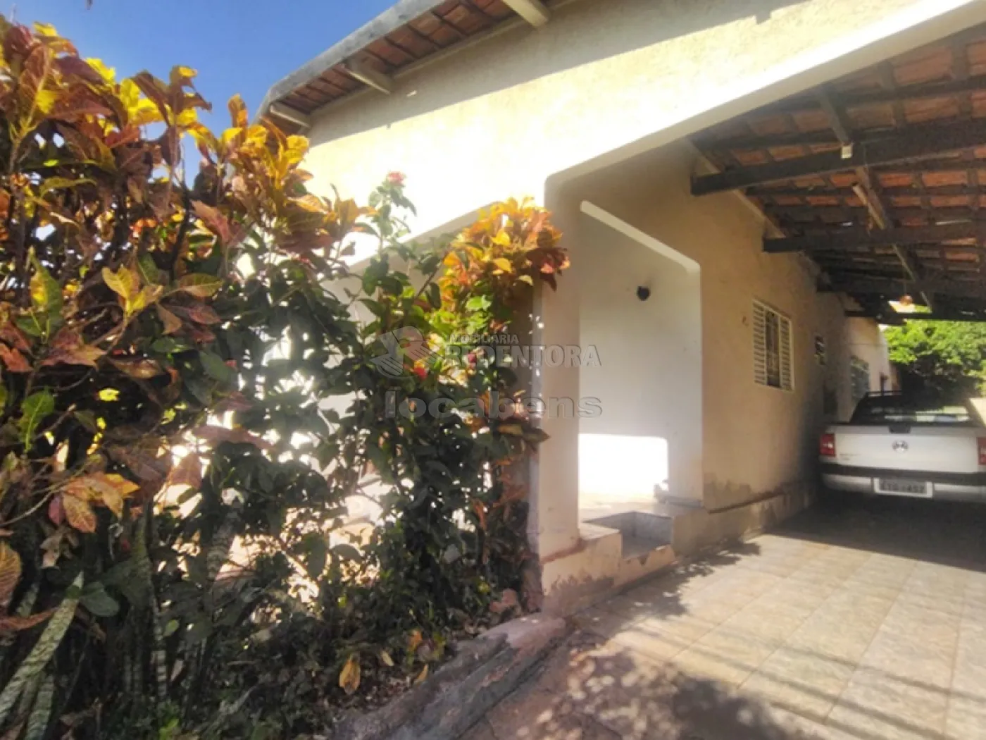 Comprar Casa / Padrão em São José do Rio Preto R$ 340.000,00 - Foto 2