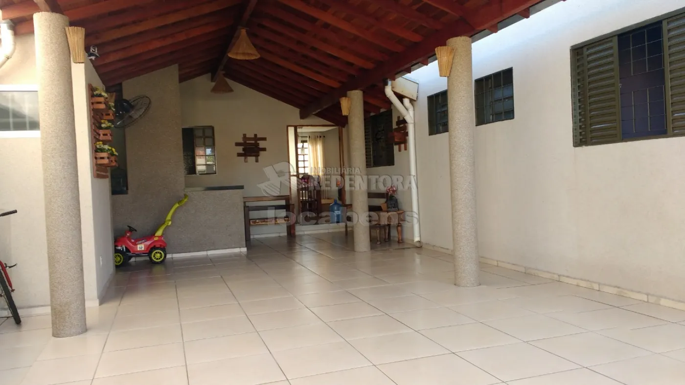 Comprar Casa / Padrão em São José do Rio Preto - Foto 4