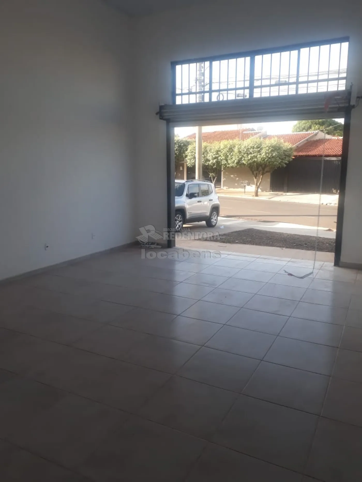 Alugar Comercial / Salão em São José do Rio Preto apenas R$ 1.000,00 - Foto 3