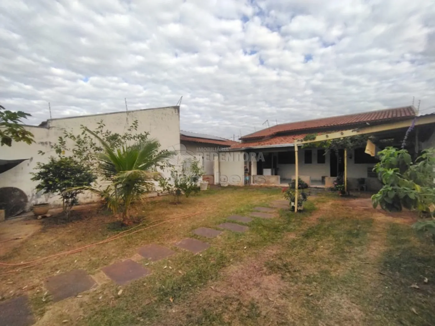 Comprar Casa / Padrão em São José do Rio Preto R$ 230.000,00 - Foto 5