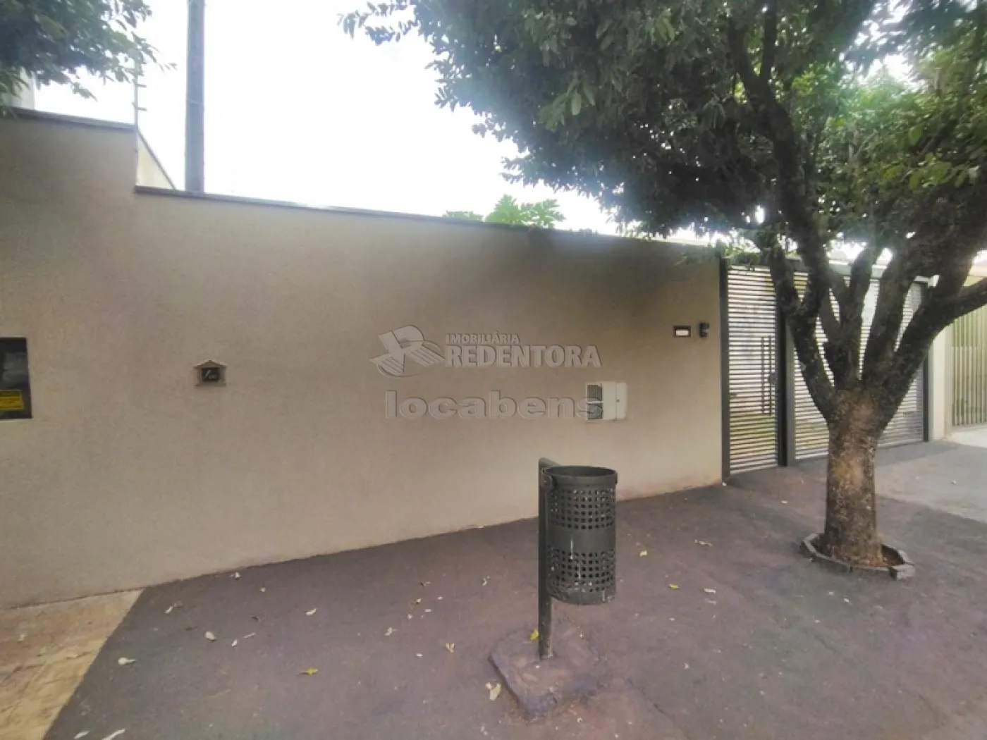 Comprar Casa / Padrão em São José do Rio Preto R$ 230.000,00 - Foto 2