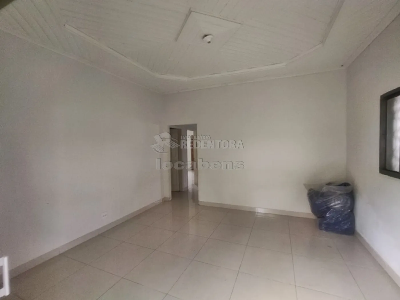 Alugar Casa / Padrão em São José do Rio Preto R$ 2.000,00 - Foto 7