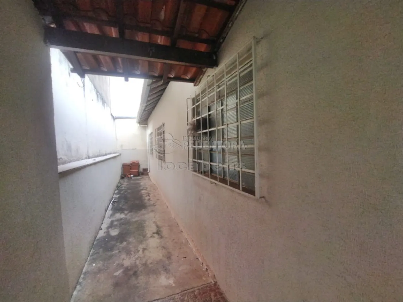 Alugar Casa / Padrão em São José do Rio Preto R$ 1.200,00 - Foto 13