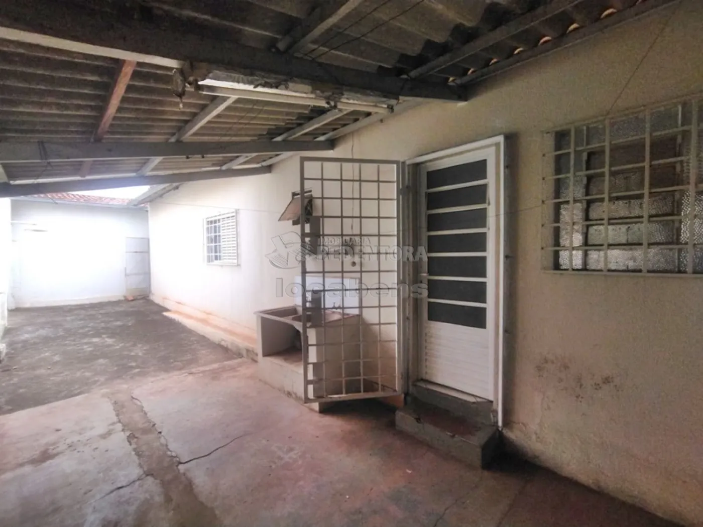 Alugar Casa / Padrão em São José do Rio Preto R$ 1.200,00 - Foto 9