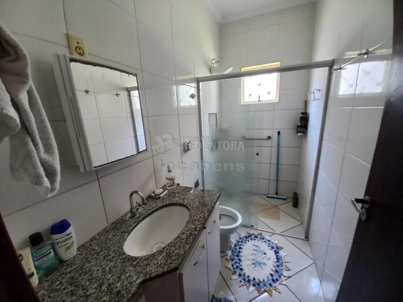 Alugar Casa / Padrão em São José do Rio Preto R$ 1.300,00 - Foto 17