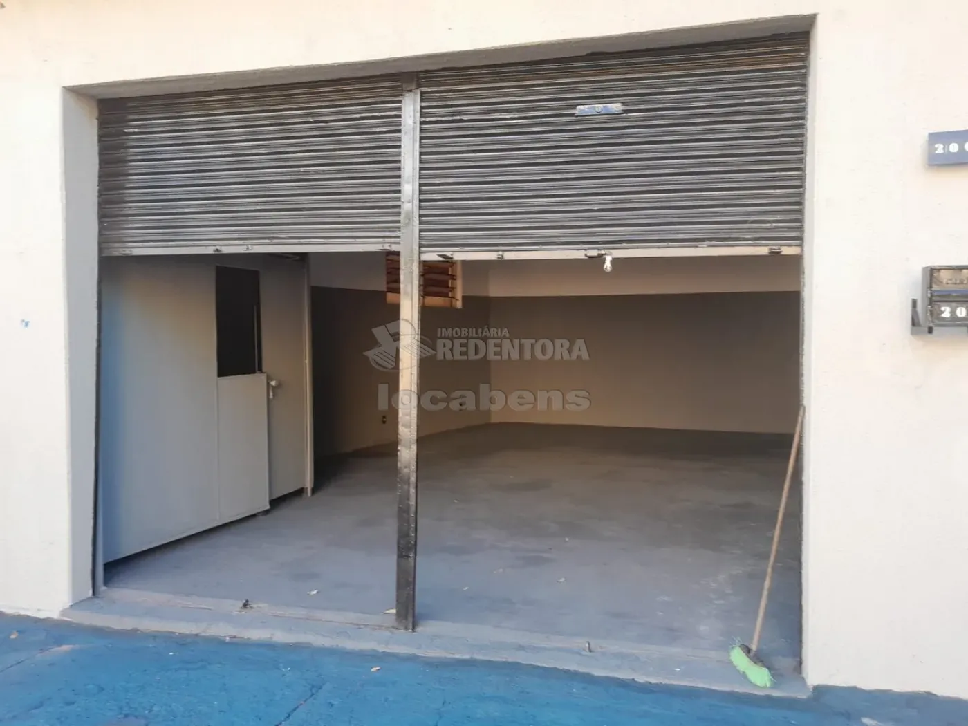 Alugar Comercial / Salão em São José do Rio Preto R$ 2.000,00 - Foto 1