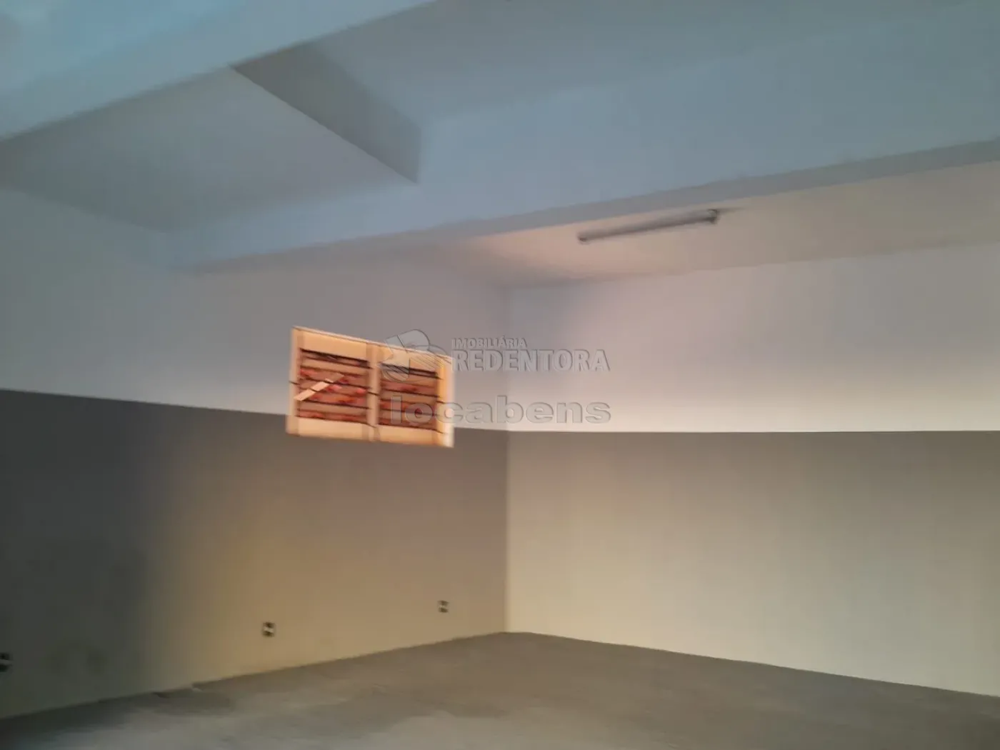 Alugar Comercial / Salão em São José do Rio Preto R$ 2.000,00 - Foto 2